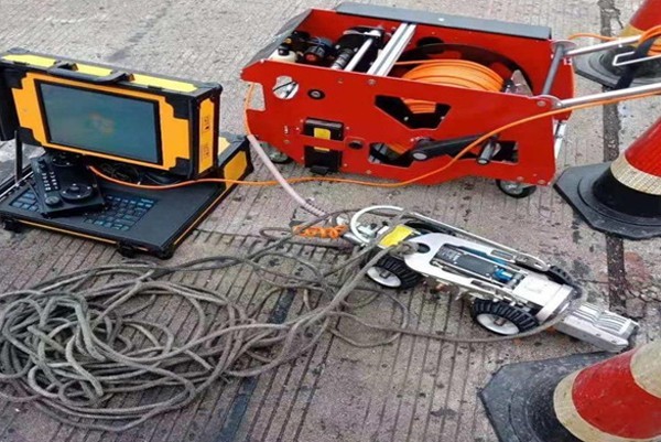 天台CCTV管道检测机器人